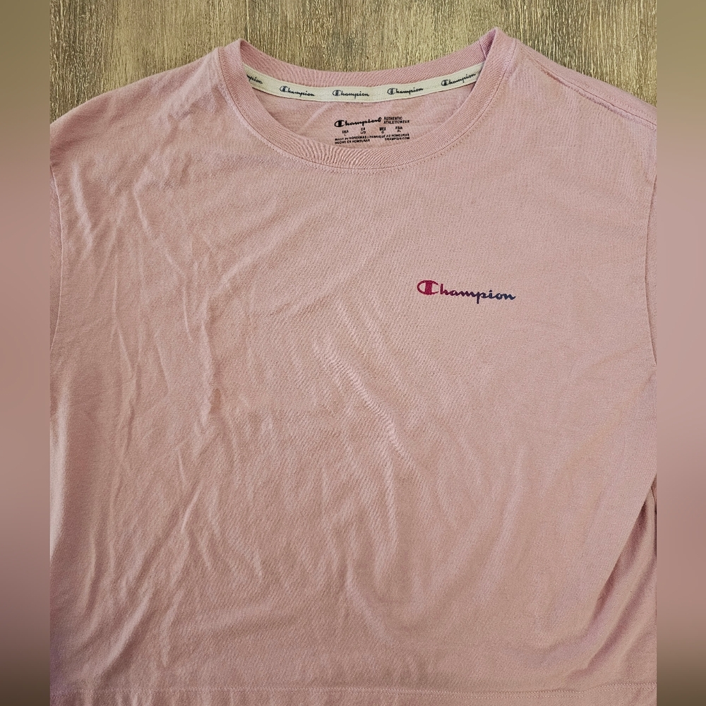 Women's tee